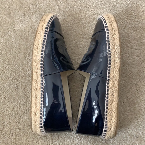 🔥SALE🔥Chanel espadrilles 38 patent blue - Picture 4 of 11